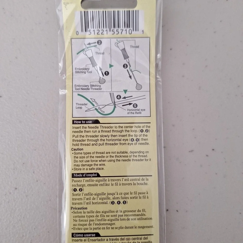 Clover Embroidery Stitching Tool Needle Threaders 2 Per Pack, Set of 6, JAPAN